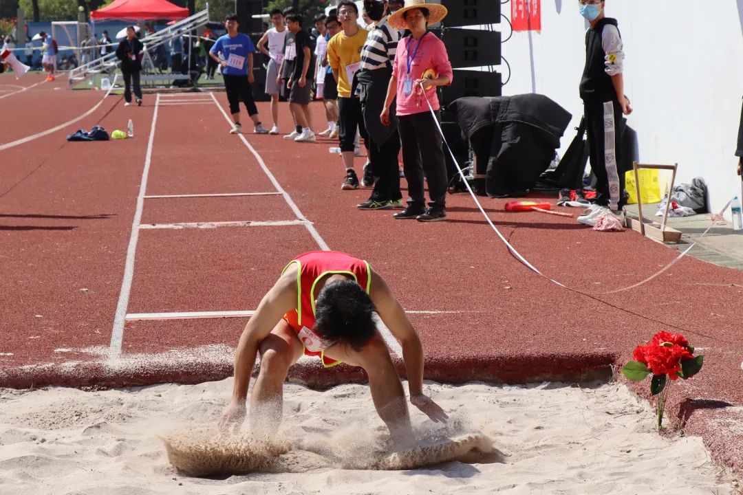 比赛中取得 比赛中取得